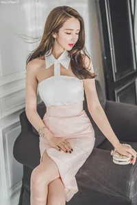 Lee Yeon Jeong: Indoor Photoshoot Secrets of a Korean Fashion Icon - image 19