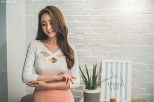 Lee Yeon Jeong: Indoor Photoshoot Secrets of a Korean Fashion Icon - image 84
