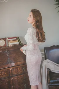 Lee Yeon Jeong: Indoor Photoshoot Secrets of a Korean Fashion Icon - image 89