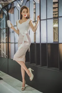 Lee Yeon Jeong: Indoor Photoshoot Secrets of a Korean Fashion Icon - image 44