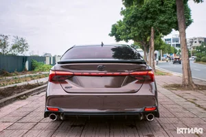 Rare Toyota Avalon TRD in Vietnam US Import Value Depreciation - image 13