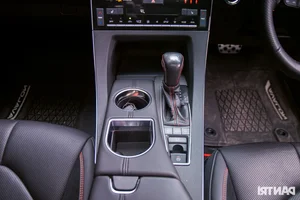 Rare Toyota Avalon TRD in Vietnam US Import Value Depreciation - image 12