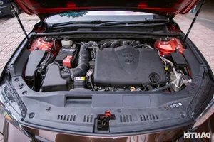 Rare Toyota Avalon TRD in Vietnam US Import Value Depreciation - image 8