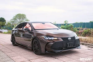 Rare Toyota Avalon TRD in Vietnam US Import Value Depreciation - image 6