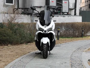 SYM Husky 150 ADV: Adventure Scooter with Bold Design - image 3