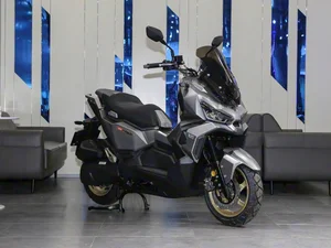 SYM Husky 150 ADV: Adventure Scooter with Bold Design - image 2