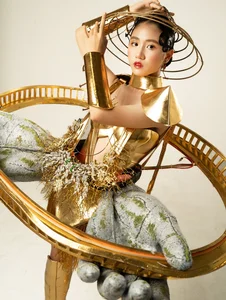 Captivating Outfits: Child Model Dang Minh Anh Shines in Unique Fashion Gallery - image 3