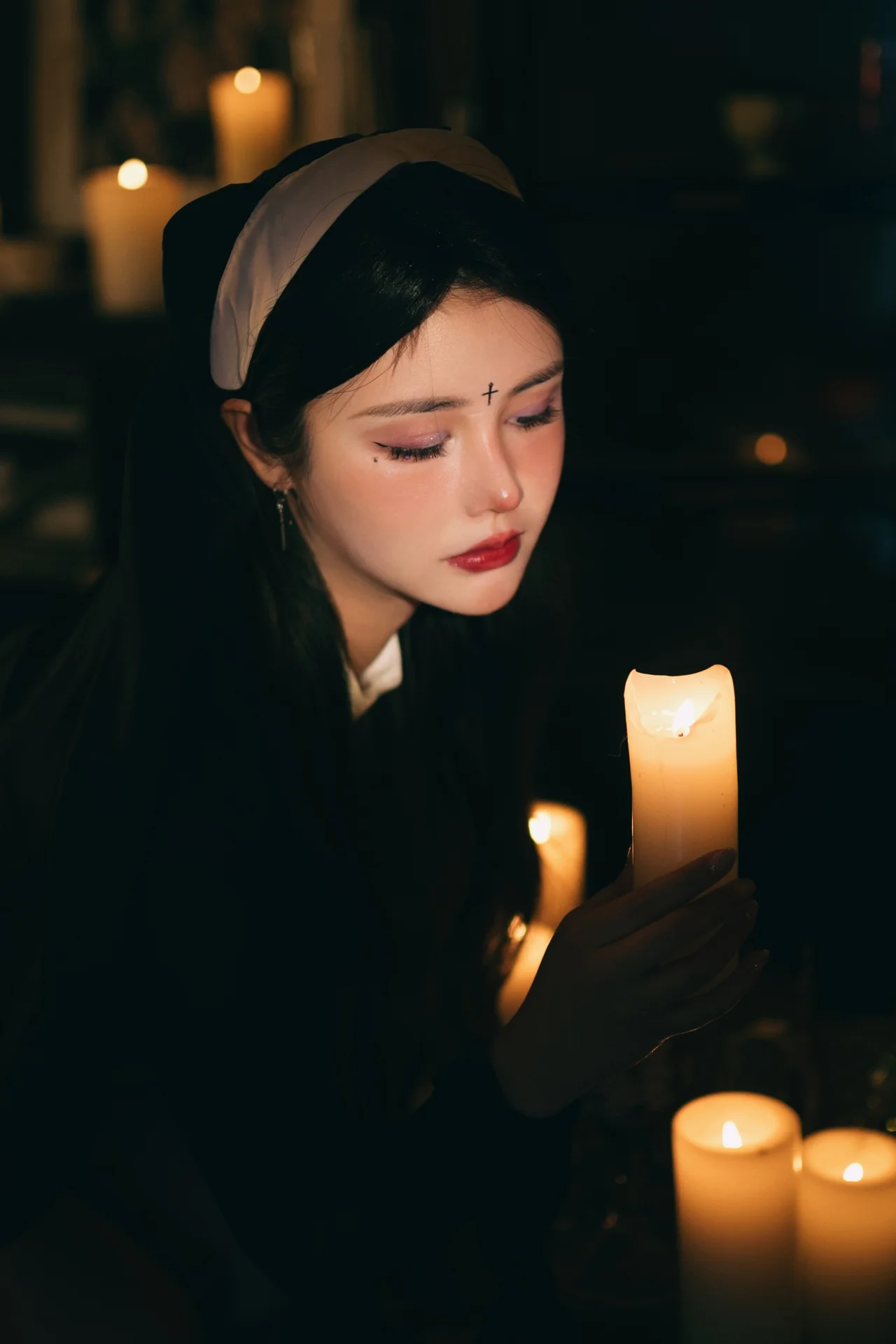 Yituyu Nun's Lane Portrait Collection: Timeless Street Aesthetics