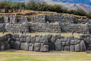 10 Unsolved Ancient Mysteries That Continue to Baffle Modern Experts - image 6