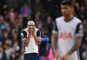 Ruud van Nistelrooy Premier League Debut: Tactical Draw Predicted - image 2