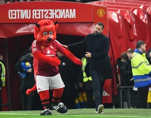 Ruud van Nistelrooy Premier League Debut: Tactical Draw Predicted - image 6