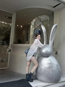 Hot Girl Tram Anh Redefines Her Style with Elegant, Modest Fashion - image 5