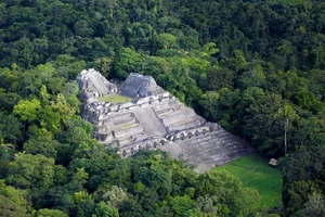 Exploring the 5 Most Beautiful Pyramids of the Maya Empire - image 4