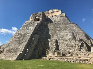 Exploring the 5 Most Beautiful Pyramids of the Maya Empire - image 0
