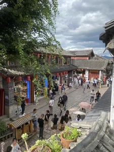 Discover the Magic of Lijiang: A Guide to China’s Most Enchanting Ancient Town - image 15