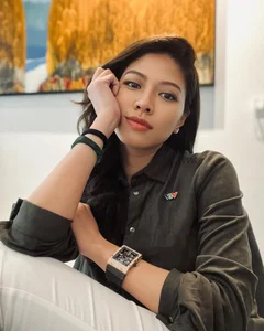 Elegant Summer Office Wear Inspiration from VTV’s Wealthiest Anchors - image 2