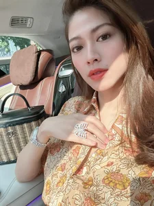 Elegant Summer Office Wear Inspiration from VTV’s Wealthiest Anchors - image 7