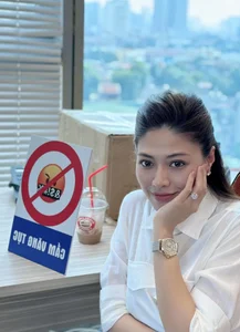 Elegant Summer Office Wear Inspiration from VTV’s Wealthiest Anchors - image 10