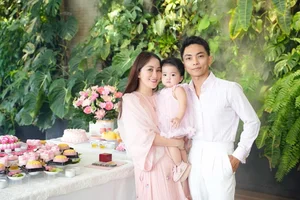 Khanh Thi and Phan Hien Celebrate Daughter's Birthday in Style - image 3