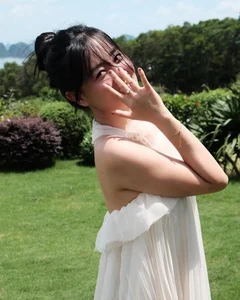 MC Quynh Chi Finds Happiness and a Fulfilling Life After Marriage at Age 38 - image 1