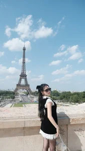 Quyen Linh's Daughter Channels Aristocratic Style During Her Trip to Paris - image 5
