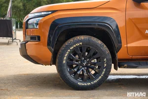 Mitsubishi Triton 2024 Review: Can It Challenge the Ford Ranger? - image 2