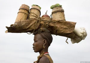 Bodi Tribe of Ethiopia: Where Big Bellies Define Male Beauty and Status - image 1
