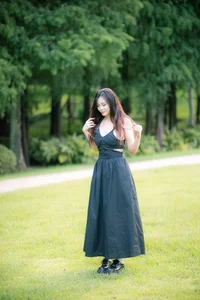 YiTuYu Art Language Vol. 4944 featuring Xiao Qiu: Elegant Portraiture - image 16