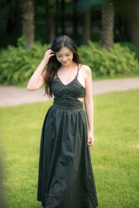 YiTuYu Art Language Vol. 4944 featuring Xiao Qiu: Elegant Portraiture - image 7