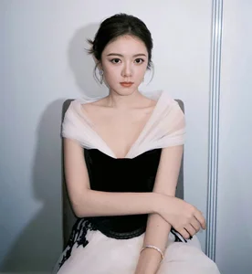 The 2004-Born Actress Shaking Up the Chinese Entertainment Industry Hierarchy - image 4