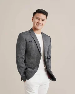 The Financial Powerhouse: How Quang Hai and Chu Thanh Huyen Build Their Wealth - image 3