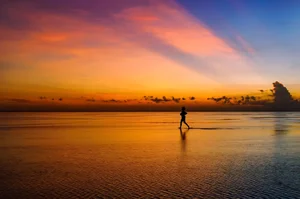 Stunning Sunrise at the Infinity Sea and Sky Mirror of Hung Yen - image 1