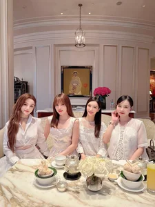 Vietnamese Influencer Sam Confirms Pregnancy and Showcases Stunning Maternity Fashion Style - image 0