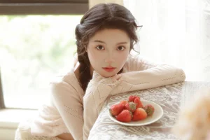 Discovering Artistic Expression in YiTuYu Art Language Vol.6289 featuring Ling Xiao Qi - image 5