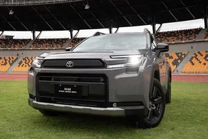 Toyota RAV4 Hybrid 2026: The Ultimate Fuel-Efficient SUV for Modern Drivers - image 0