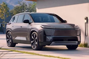 Toyota Highlander Hybrid Sales Surge Amid Electric SUV Delay - image 5