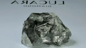 Unveiling the World's Top 10 Largest Diamonds: Masterpieces of Nature and Luxury - image 2