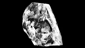 Unveiling the World's Top 10 Largest Diamonds: Masterpieces of Nature and Luxury - image 6