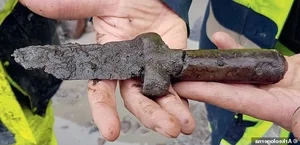 Archaeologists Discover Mysterious Artifact at Ancient Swedish Fortress - image 3