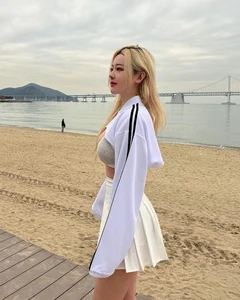 Goddess-Style Beach Fashion: Beautiful Korean Summer Dress Trends to Try - image 6