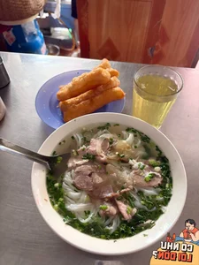 Hanoi Pho Stall Serves Delicious Bowls for Just 23,000 VND - image 6