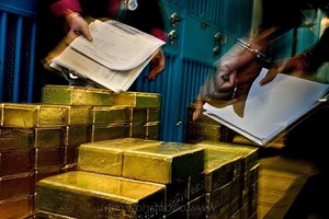 Inside the World's Largest Underground Gold Vaults and Their Security - image 6