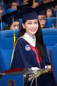 Phuong Nga vs. Tieu Vy: Why the Fan-Favorite Missed the Miss Vietnam Crown - image 1