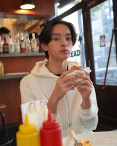 Meet Gia Bao: The 17-Year-Old Vietnamese Student Captivating Japan on Popular Dating Show Today I Love You - image 8