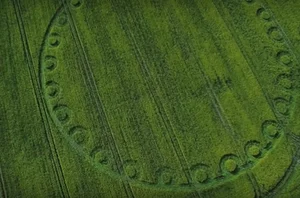 UFO Hotspots: The Most Visited Alien Destinations on Earth - image 0