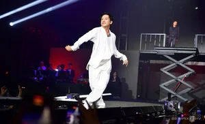 NSND Tu Long Performs Modern Pop Hit in Traditional Style - image 17