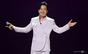 NSND Tu Long Performs Modern Pop Hit in Traditional Style - image 13