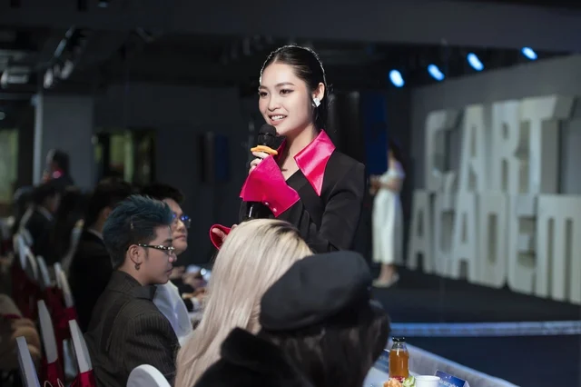 Miss Nong Thuy Hang Celebrates the Success of the Talented Directing Duo Song Anh