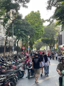 Public Excitement: Long Queues for the National Concert Tickets - image 4