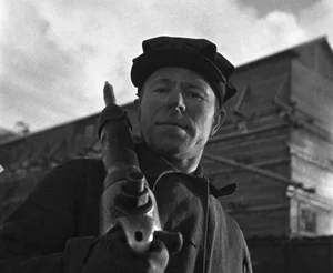 Daily Life in the Soviet Union During WWII: A Glimpse into Wartime Resilience - image 2